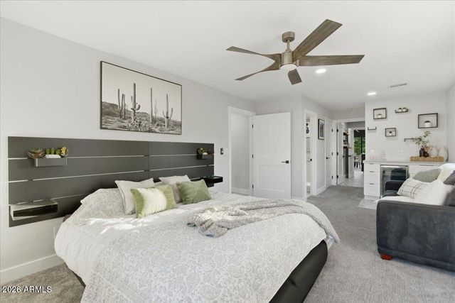 9026 N 67TH Street, Paradise Valley, AZ 85253