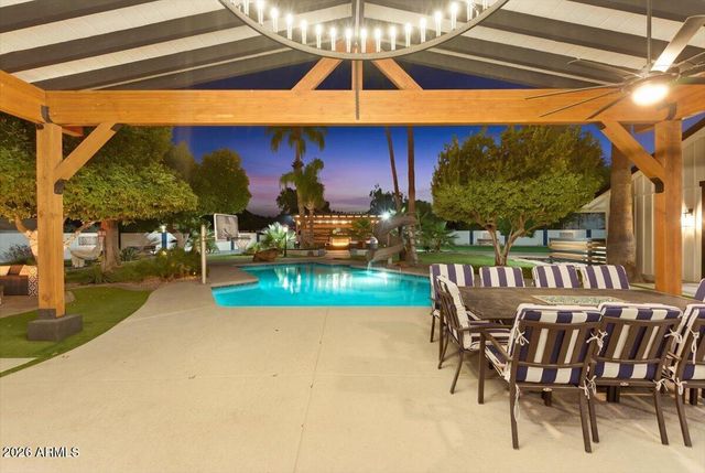 9026 N 67TH Street, Paradise Valley, AZ 85253