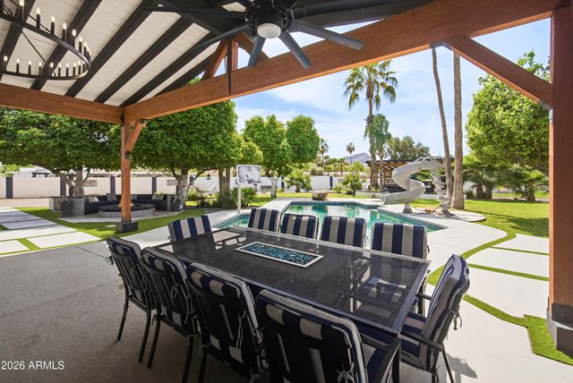 9026 N 67TH Street, Paradise Valley, AZ 85253