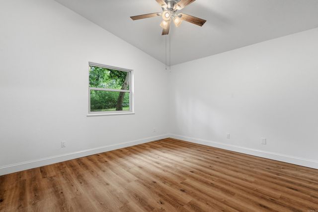 221 Delaware Street, Hot Springs, AR 71901