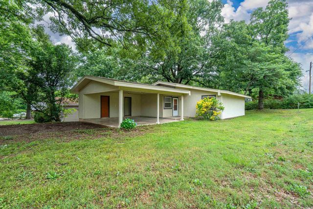 221 Delaware Street, Hot Springs, AR 71901
