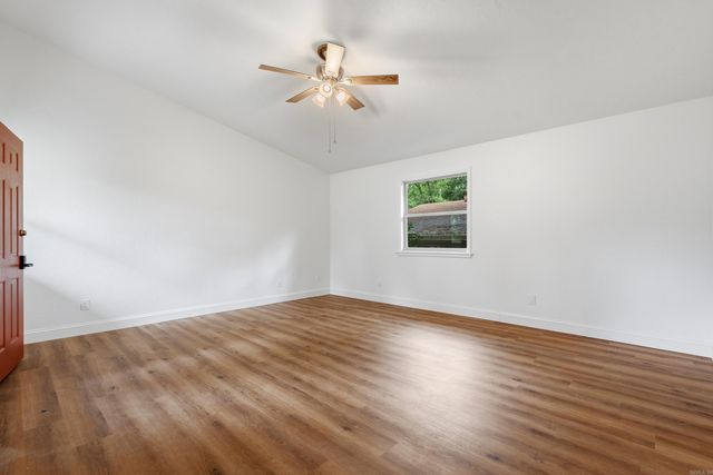 221 Delaware Street, Hot Springs, AR 71901