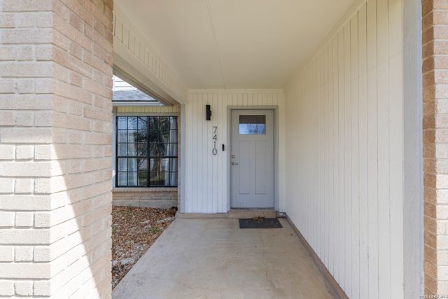 7410 Brandyridge, San Antonio, TX 78250