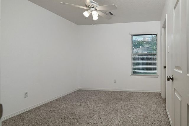10912 Redbird, Conroe, TX 77385