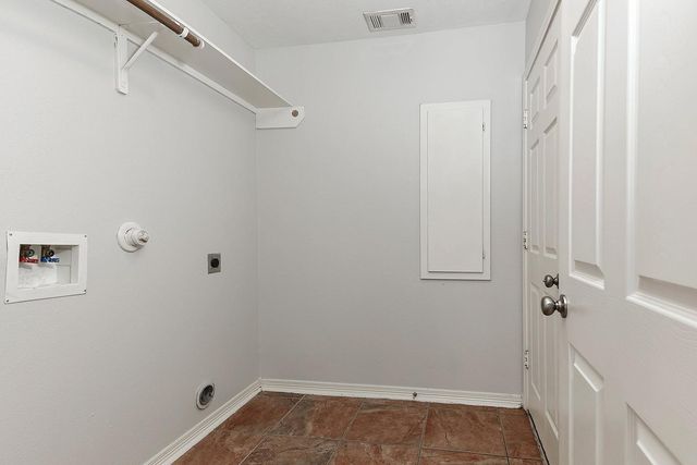 10912 Redbird, Conroe, TX 77385