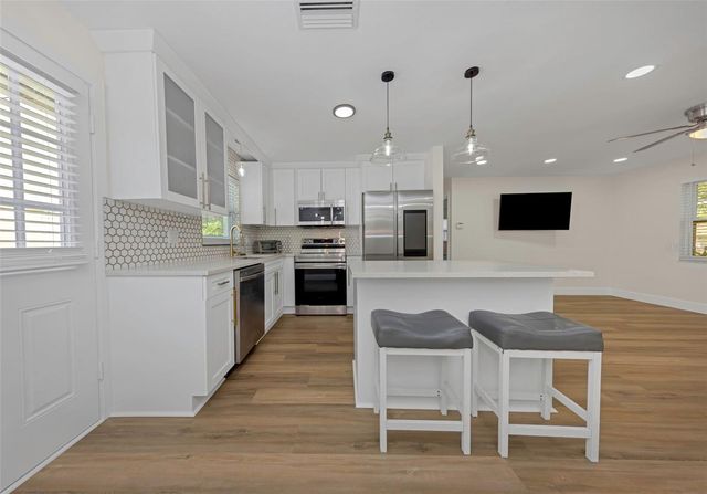 1806 VANCOUVER DRIVE, Clearwater, FL 33756