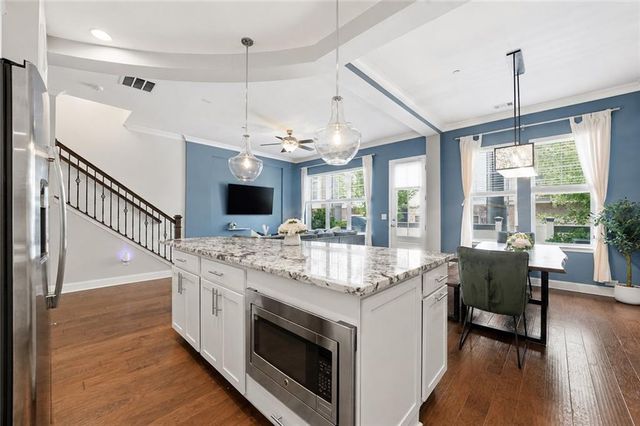 1025 Moorewood Lane SE, Smyrna, GA 30080