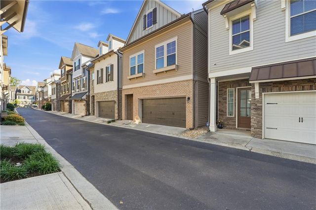 1025 Moorewood Lane SE, Smyrna, GA 30080