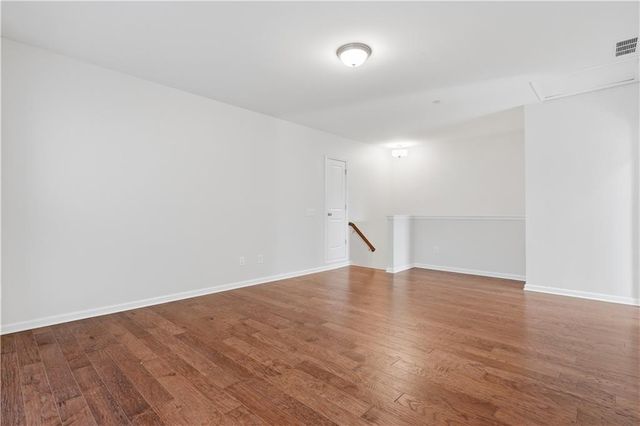 1025 Moorewood Lane SE, Smyrna, GA 30080