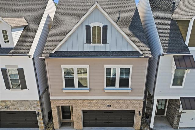 1025 Moorewood Lane SE, Smyrna, GA 30080