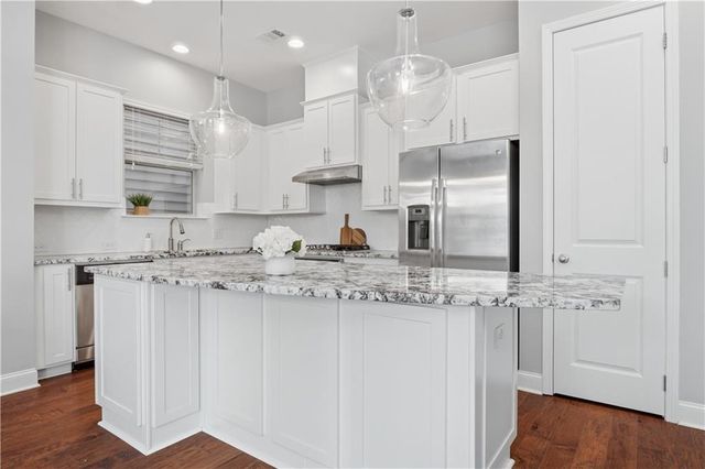 1025 Moorewood Lane SE, Smyrna, GA 30080