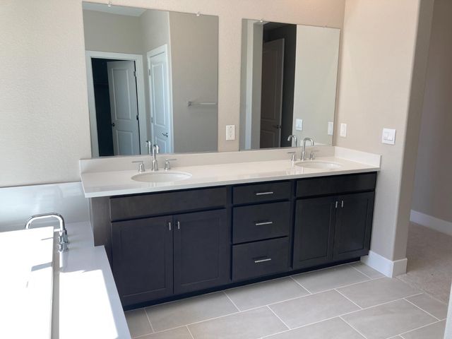 10350 Ducasse Way, Elk Grove, CA 95757