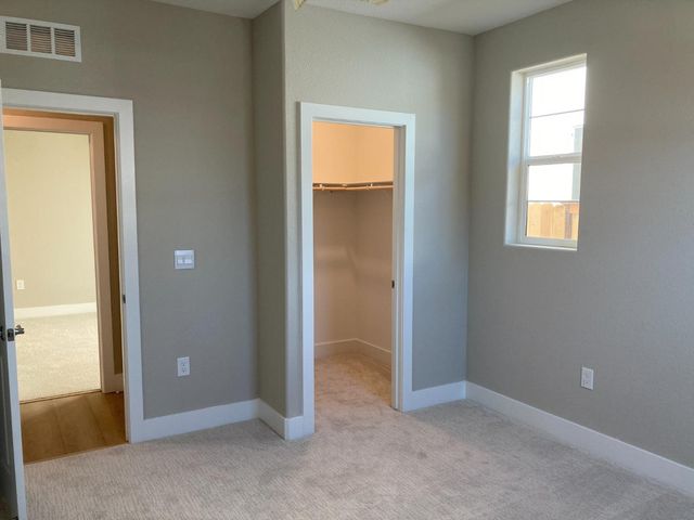 10350 Ducasse Way, Elk Grove, CA 95757