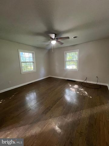 9289 DAVIES LN, King George, VA 22485