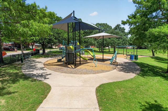 4009 Andrew Avenue, Denton, TX 76210