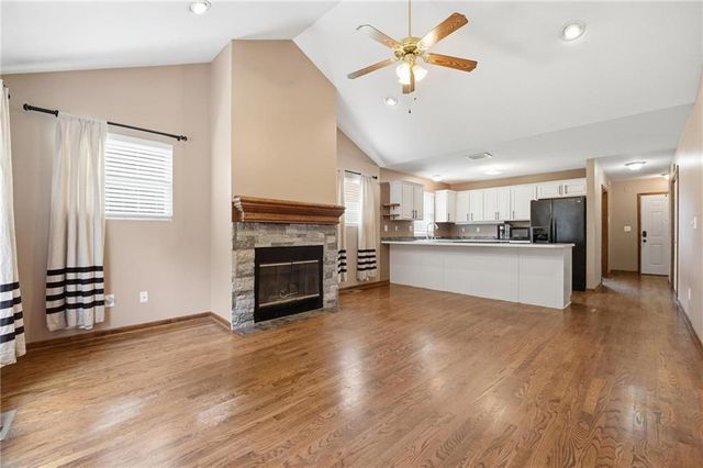 217 E 5th St Court, Linwood, KS 66052