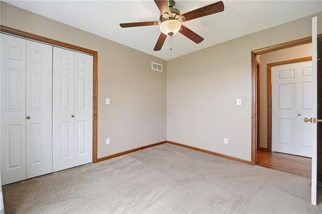 217 E 5th St Court, Linwood, KS 66052