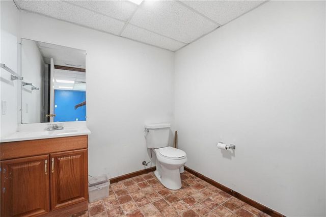 217 E 5th St Court, Linwood, KS 66052