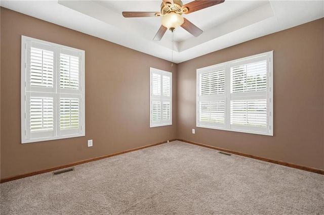 217 E 5th St Court, Linwood, KS 66052