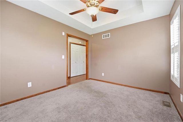 217 E 5th St Court, Linwood, KS 66052