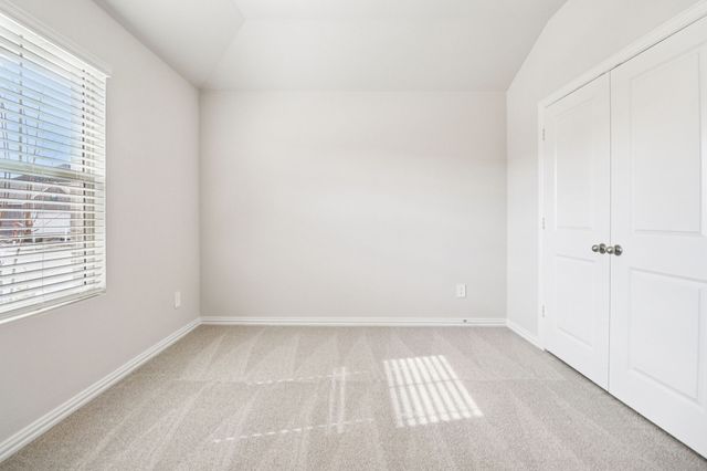 833 Sunflower Road, Lavon, TX 75166