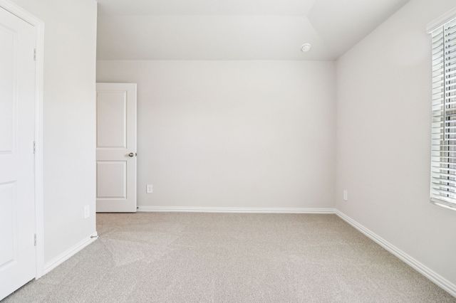 833 Sunflower Road, Lavon, TX 75166