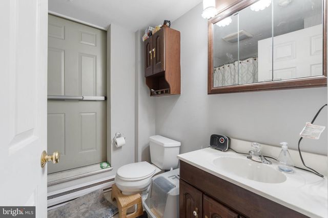 107 S MAIN ST, North Wales, PA 19454