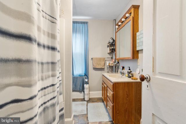 107 S MAIN ST, North Wales, PA 19454