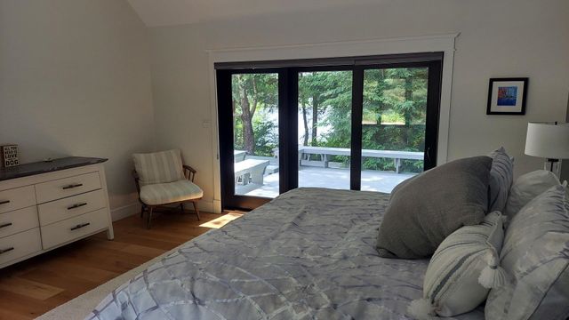 111 Hughes Lane, Jamaica, VT 05343