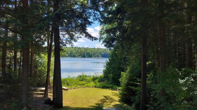 111 Hughes Lane, Jamaica, VT 05343
