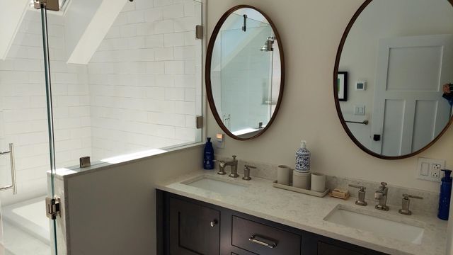 111 Hughes Lane, Jamaica, VT 05343