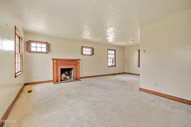 1154 Catawba Street, Kingsport, TN 37660