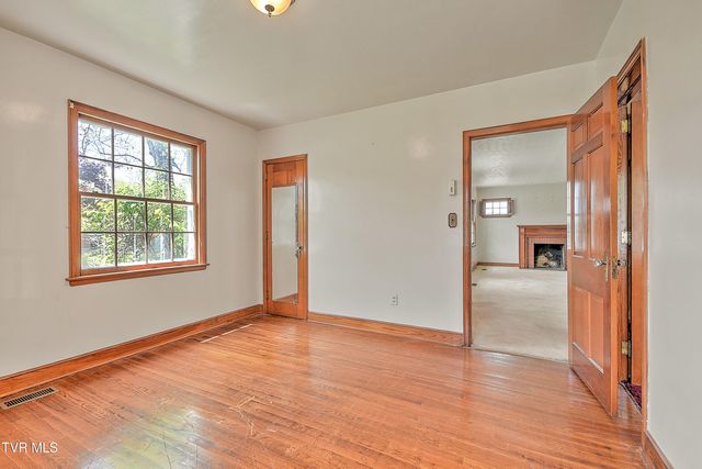 1154 Catawba Street, Kingsport, TN 37660