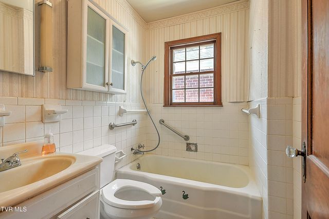 1154 Catawba Street, Kingsport, TN 37660