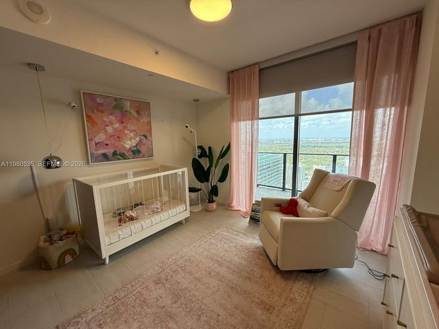 1000 Brickell Plaza 4506, Miami, FL 33131