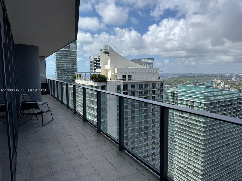 1000 Brickell Plaza 4506, Miami, FL 33131