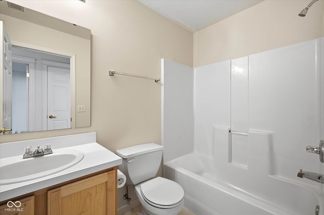 12051 Driftstone Drive, Fishers, IN 46037