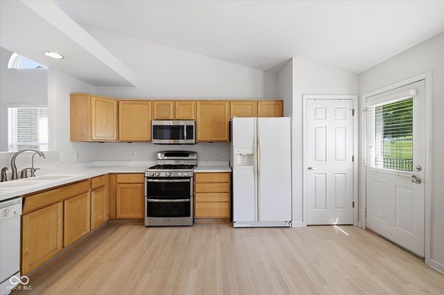 12051 Driftstone Drive, Fishers, IN 46037