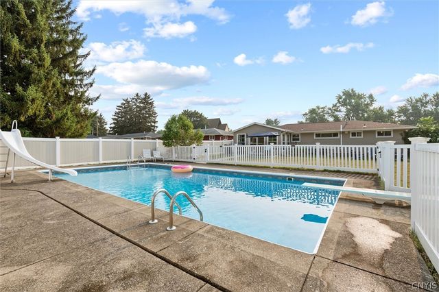 106 Dolores South, Salina, NY 13212