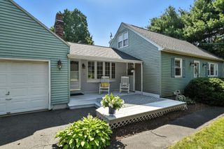 48 Darby Dr, Westfield, MA 01085