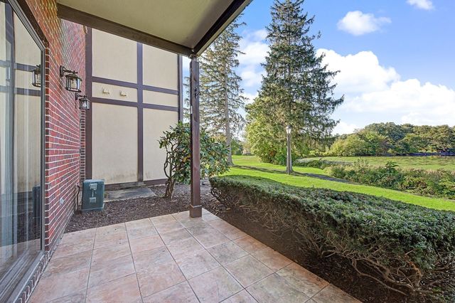 29 Rainbow Pond Dr. B1, Walpole, MA 02081