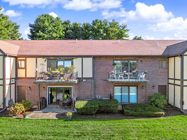 29 Rainbow Pond Dr. B1, Walpole, MA 02081