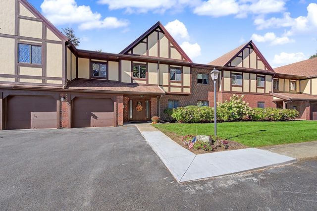 29 Rainbow Pond Dr. B1, Walpole, MA 02081
