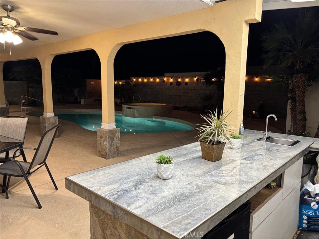 Image 10 of property listing at 66026 Avenida Cadena, Desert Hot Springs, CA 92240