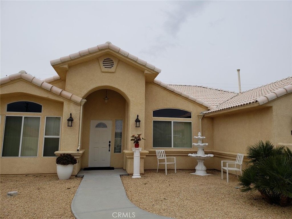 Image 3 of property listing at 66026 Avenida Cadena, Desert Hot Springs, CA 92240