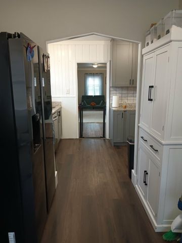 2736 Mondamin Avenue, Des Moines, IA 50310