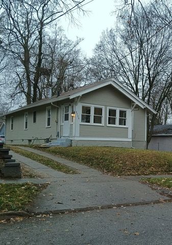 2736 Mondamin Avenue, Des Moines, IA 50310