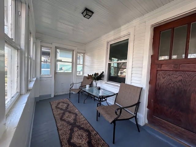 2736 Mondamin Avenue, Des Moines, IA 50310