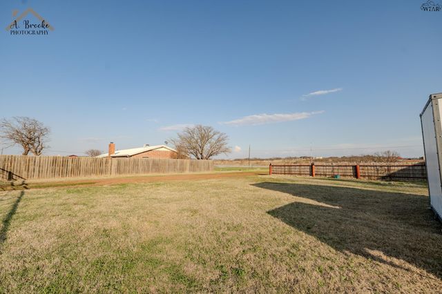 9000 SEYMOUR HIGHWAY, Wichita Falls, TX 76310