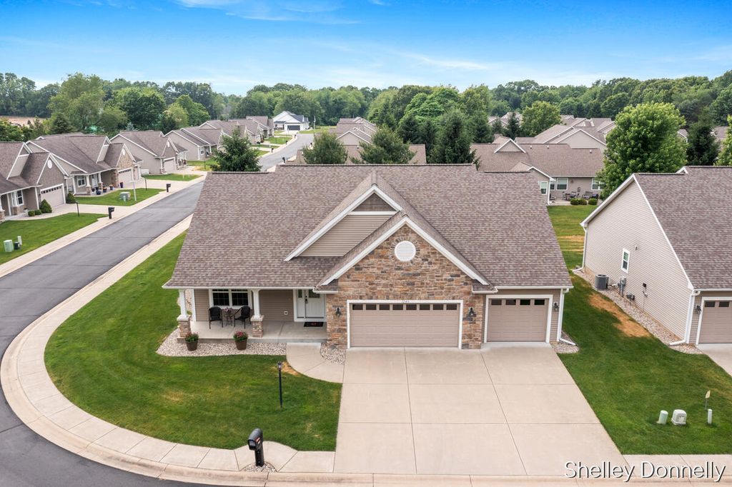 1245 Gulf Breeze Court 42, Portage, MI 49002